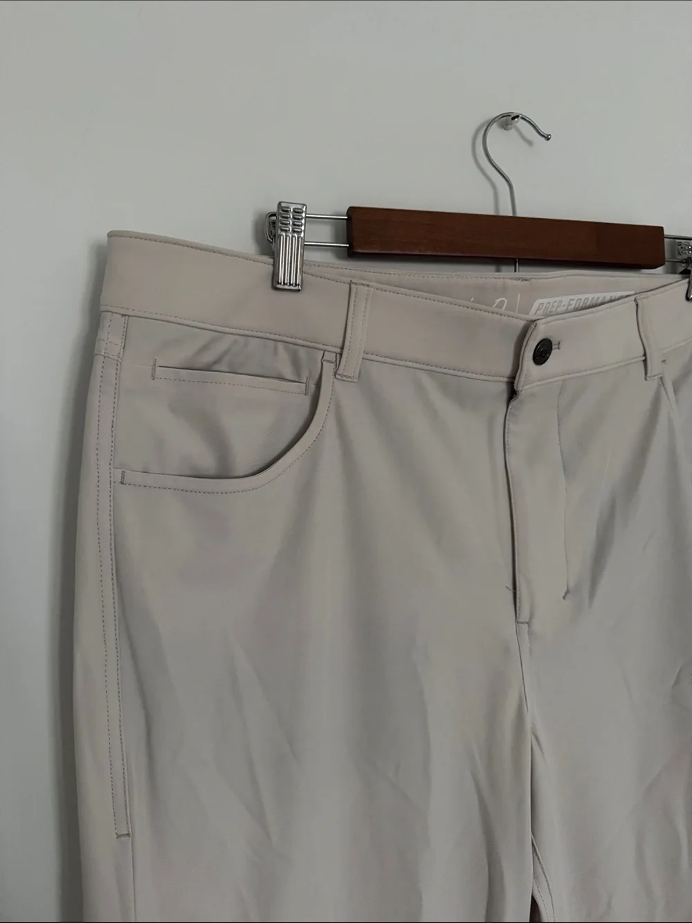 johnnie-O Prep-formance Men's Lightweight Beige Stretch Pants